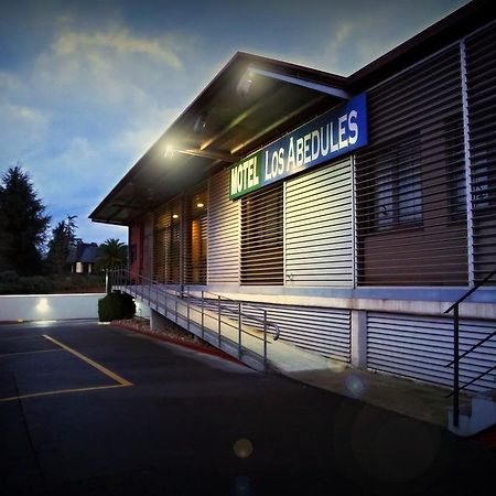 Motel Los Abedules Oviedo Eksteriør bilde