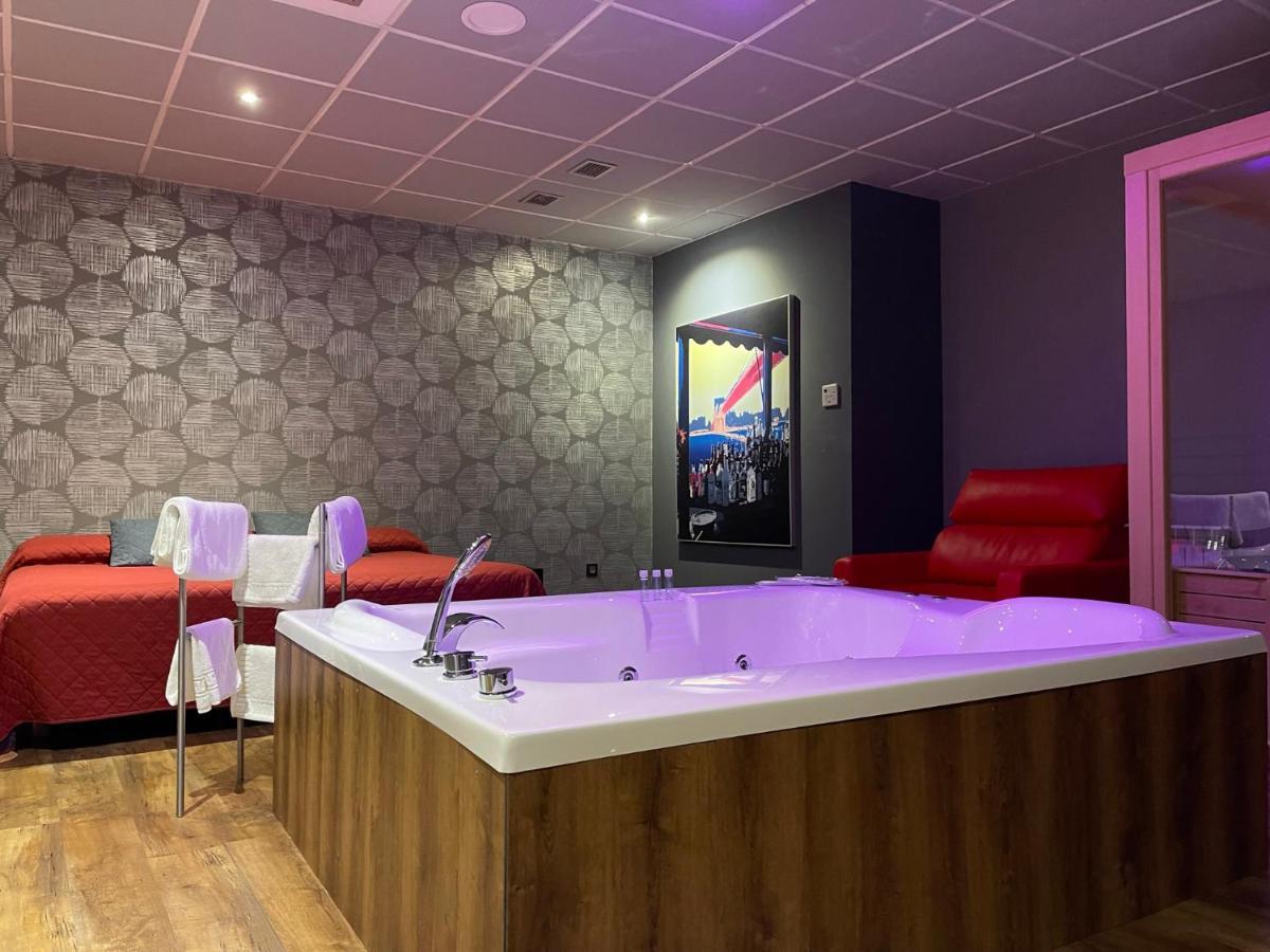 Motel Los Abedules Oviedo Eksteriør bilde