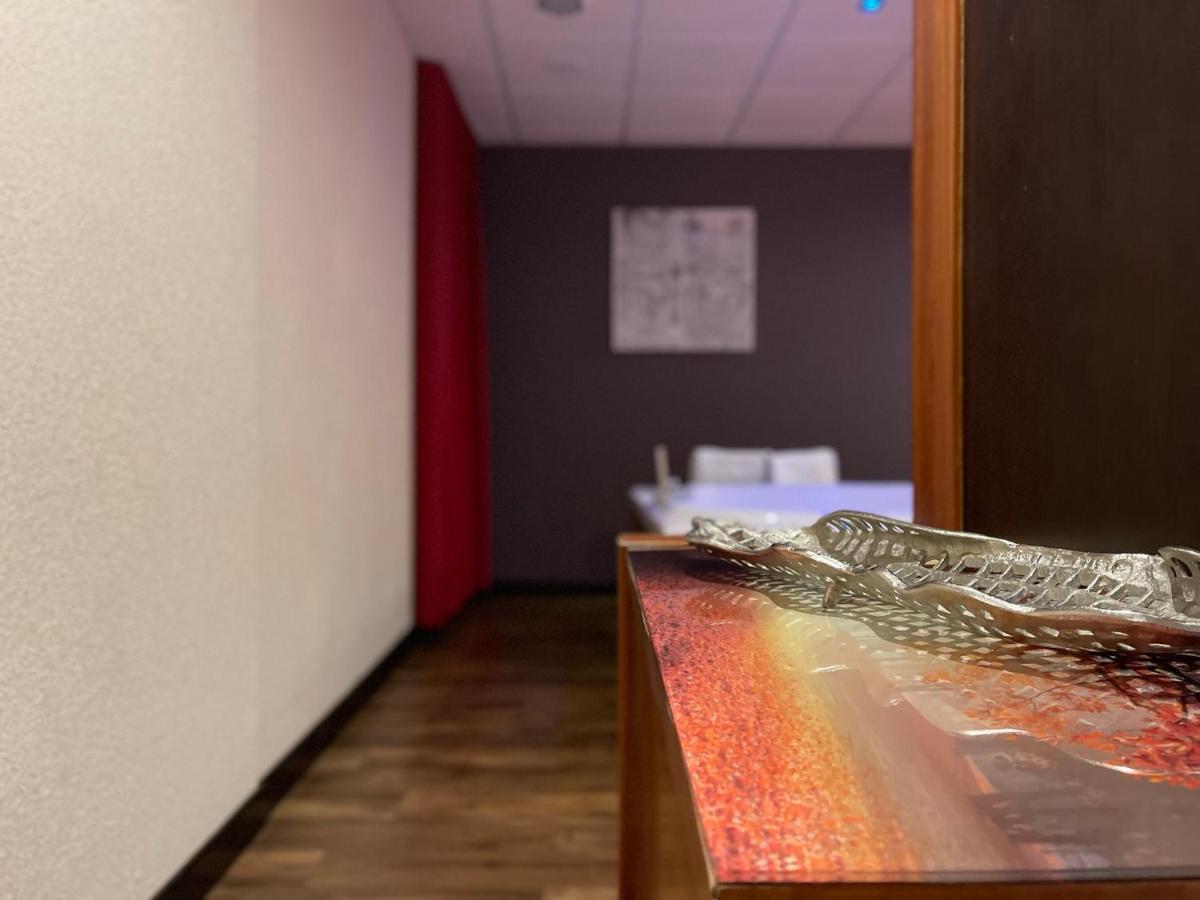 Motel Los Abedules Oviedo Eksteriør bilde