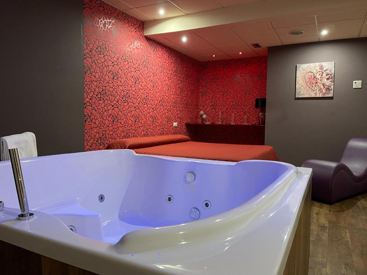 Motel Los Abedules Oviedo Eksteriør bilde