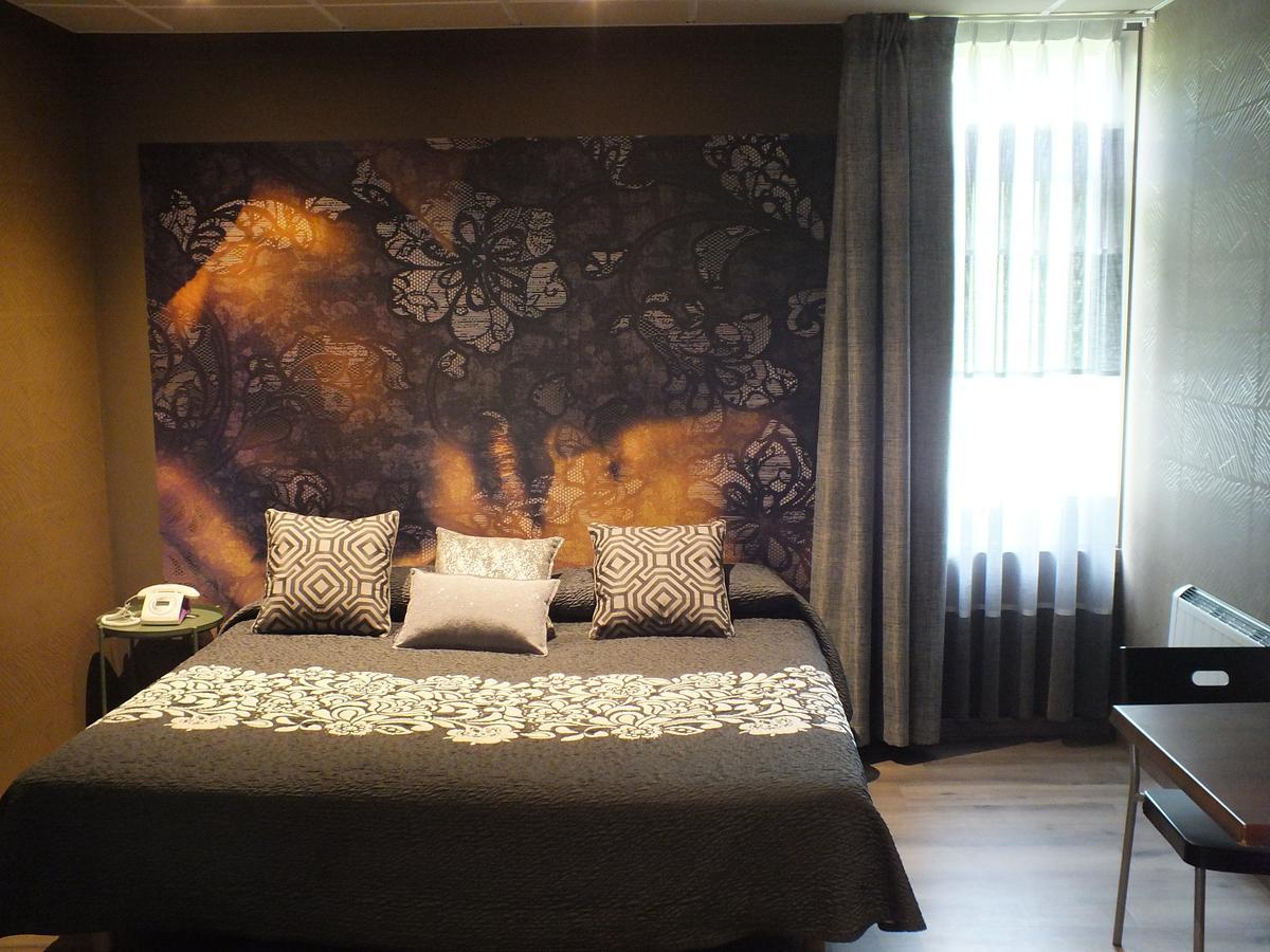 Motel Los Abedules Oviedo Eksteriør bilde